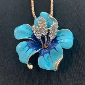 Betsy Johnson Hibiscus 🌺 Necklace and Pin